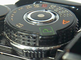Minh họa các chế độ a/av, s/tv và m trong phần hoàn thành khi