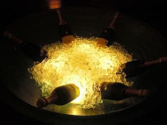 Minh họa ánh sáng sáng tạo và kiểm soát tông trong phần lỗi thường gặp